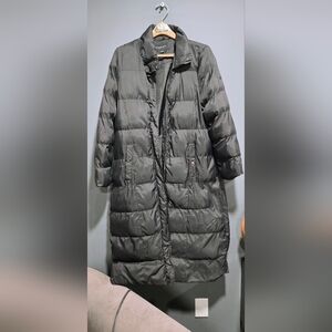 Marc New York Women's Black Maxi Puffer Coat with Fur Trim NwoT. sz L.